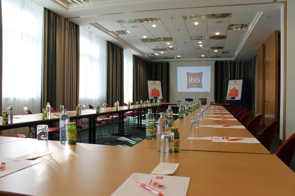 Ibis Linz City Extérieur photo