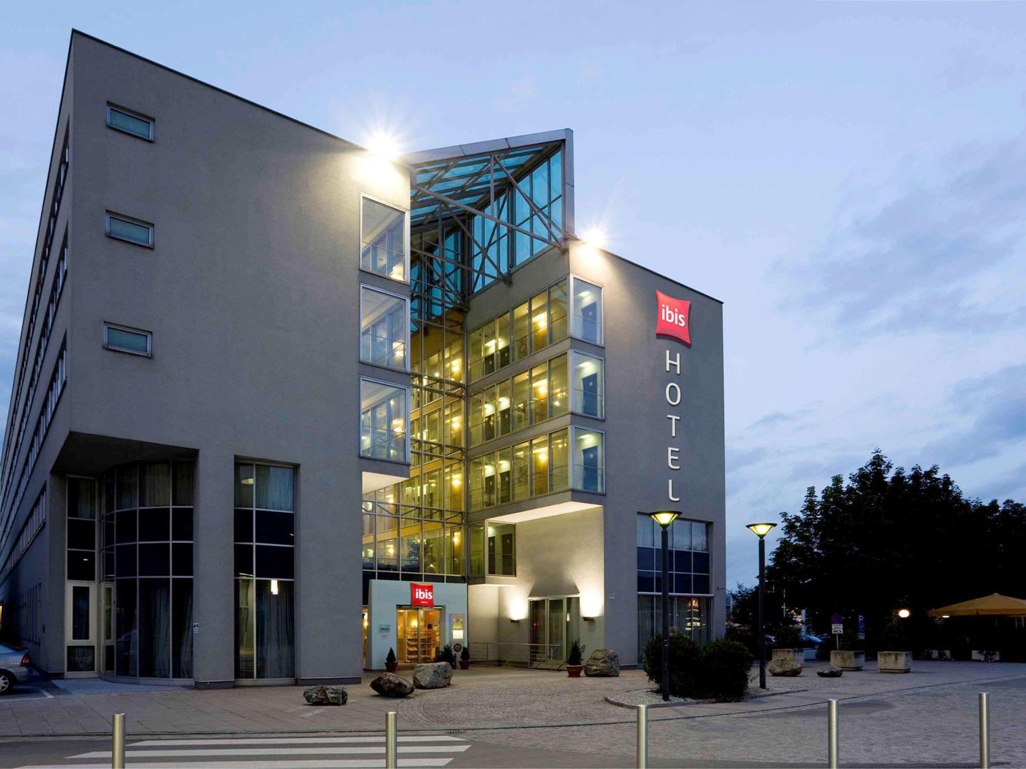 Ibis Linz City Extérieur photo