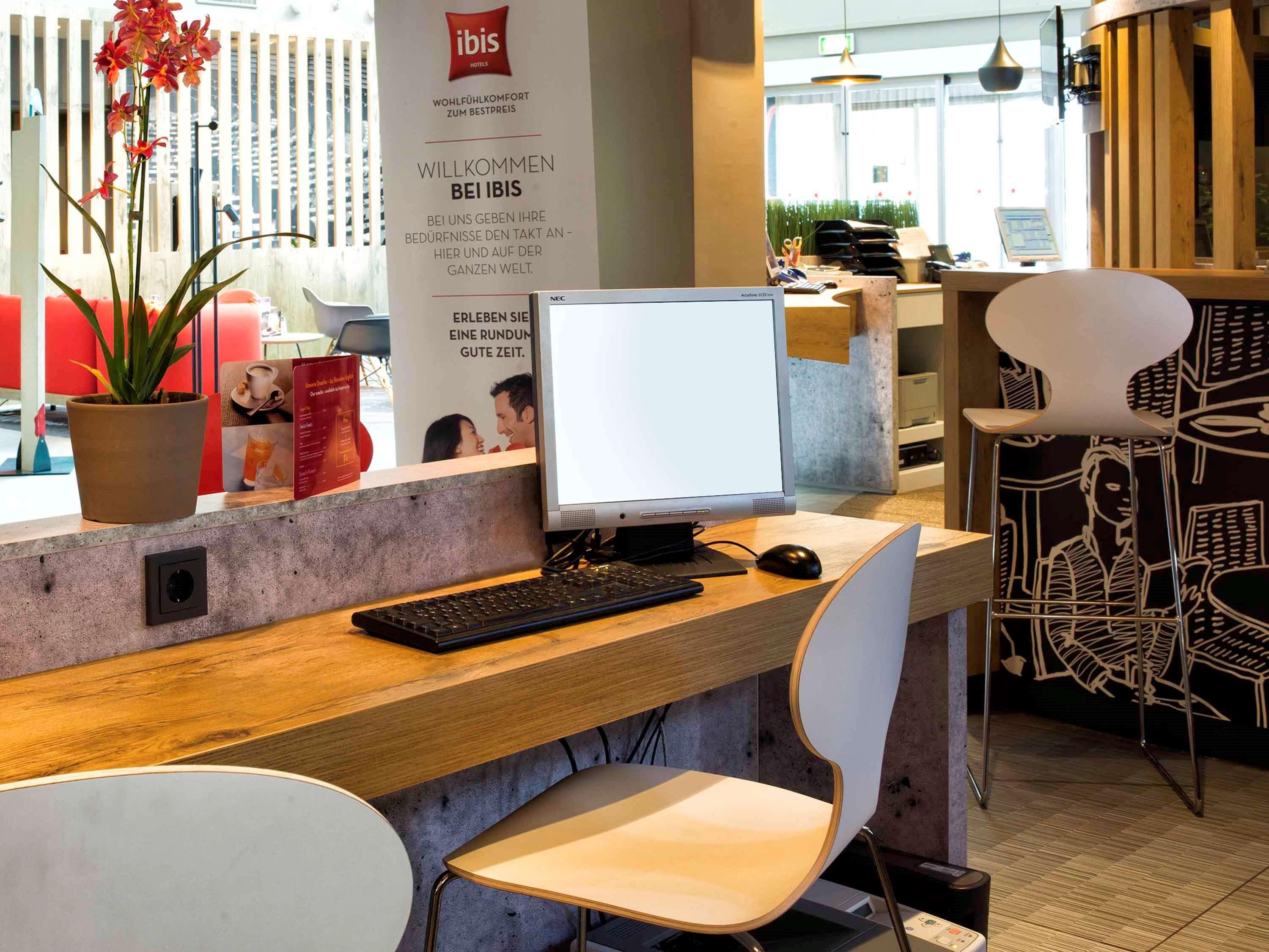 Ibis Linz City Extérieur photo