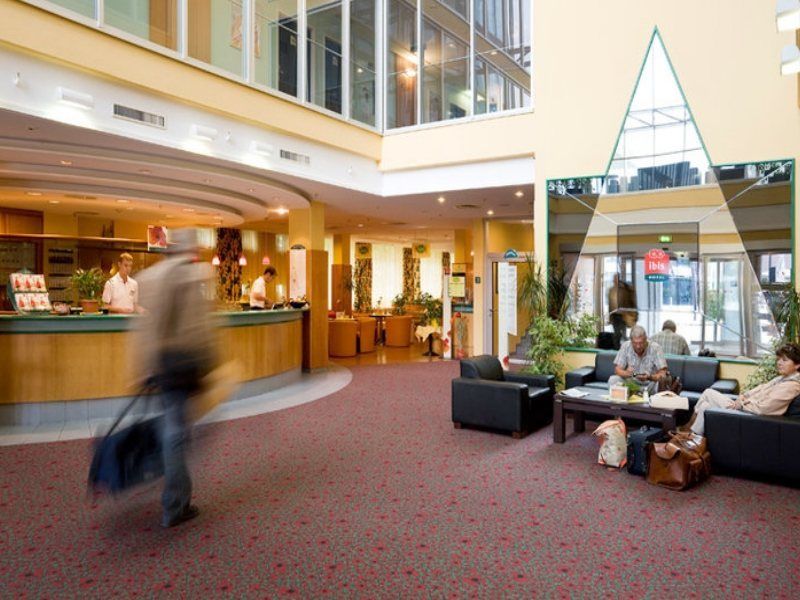 Ibis Linz City Extérieur photo