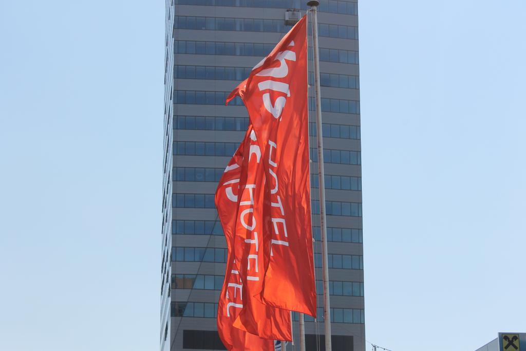 Ibis Linz City Extérieur photo